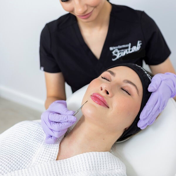 Woman getting a skinsmooth procedure